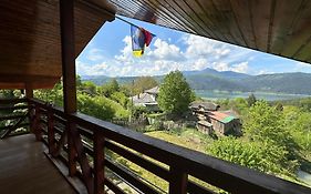 Cabana de lemn Lacul Bicaz